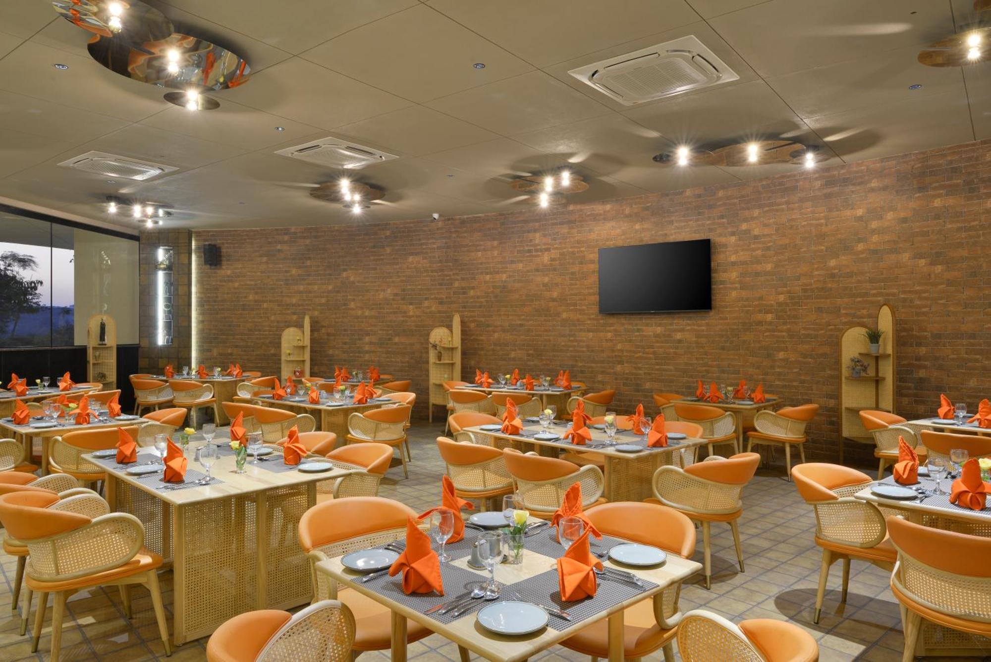 Hotel Urbane By Treat Daman Exterior foto